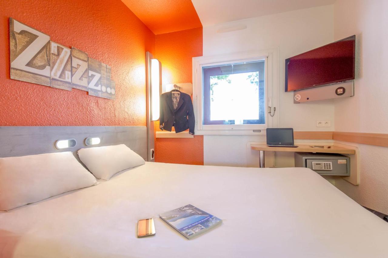 Ibis Budget Marseille Timone Bagian luar foto