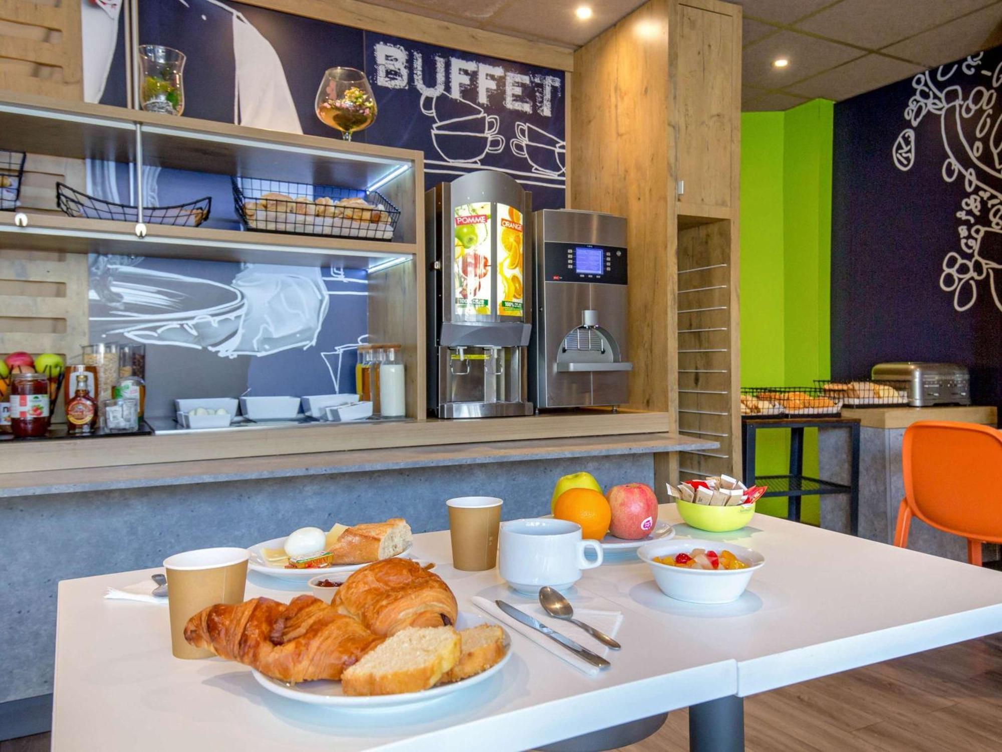 Ibis Budget Marseille Timone Bagian luar foto