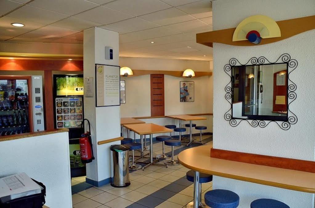 Ibis Budget Marseille Timone Bagian luar foto